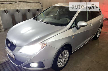 SEAT Ibiza ST 2011