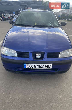 SEAT Ibiza  2001