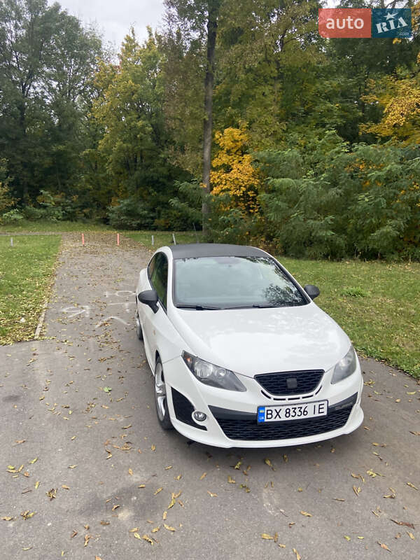 Хетчбек SEAT Ibiza