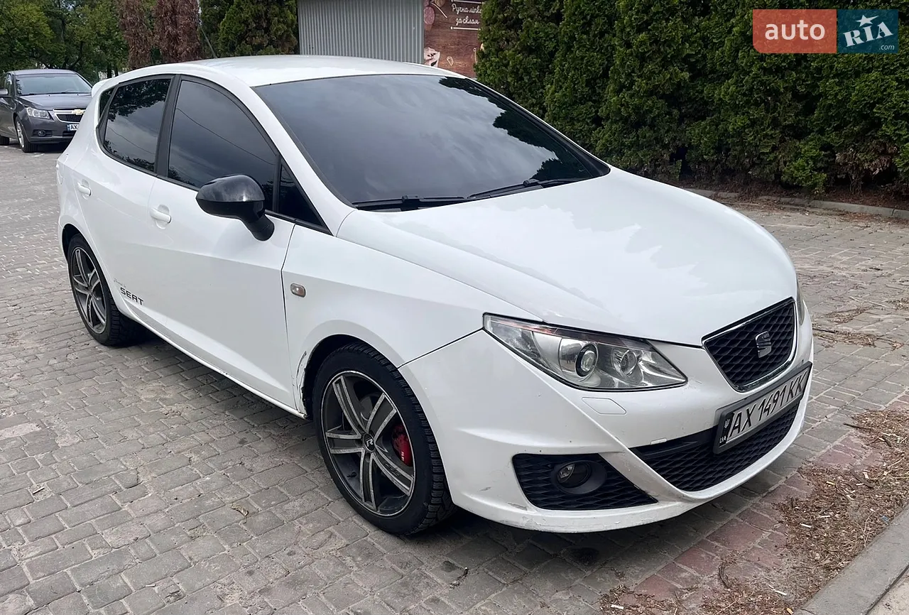 2010 SEAT Ibiza - мініатюра 4
