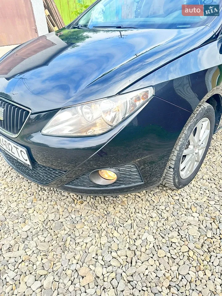 2011 SEAT Ibiza - мініатюра 3