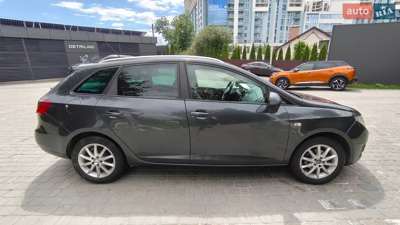 2011 SEAT Ibiza - мініатюра 4