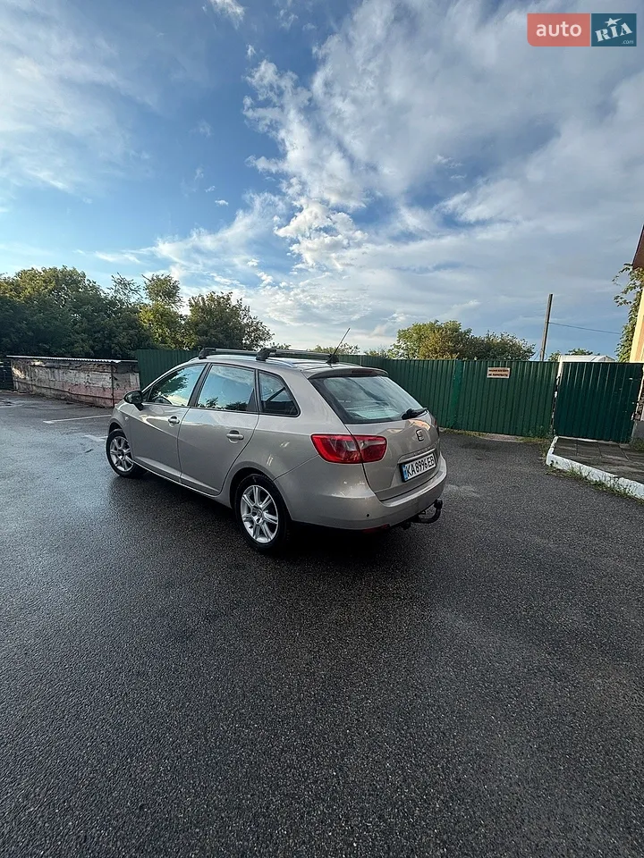 2010 SEAT Ibiza - мініатюра 4