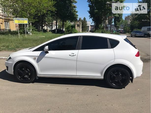 SEAT Leon 2010 года