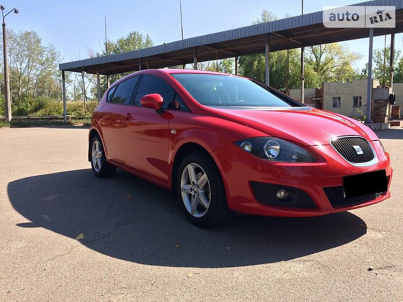 SEAT Leon 2012 года