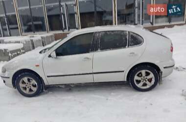 SEAT Leon  2003