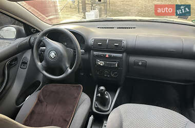 SEAT Leon  2003