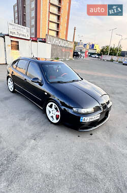 SEAT Leon  2004