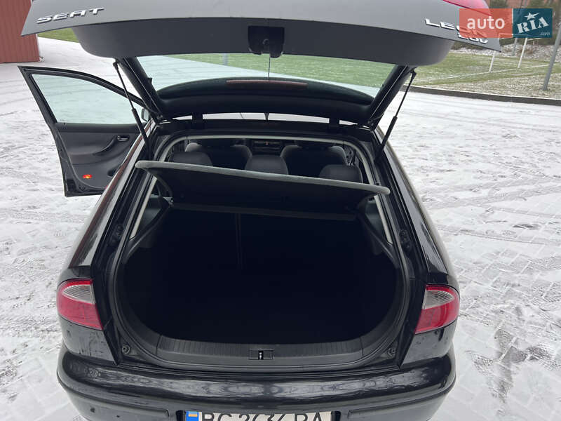 Хетчбек SEAT Leon 2001 в Львові