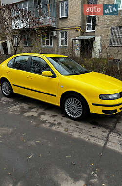 SEAT Leon  2000