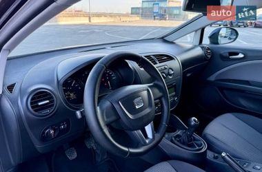 Хэтчбек SEAT Leon 2011 в Киеве
