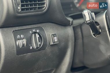 Хэтчбек SEAT Leon 2003 в Львове