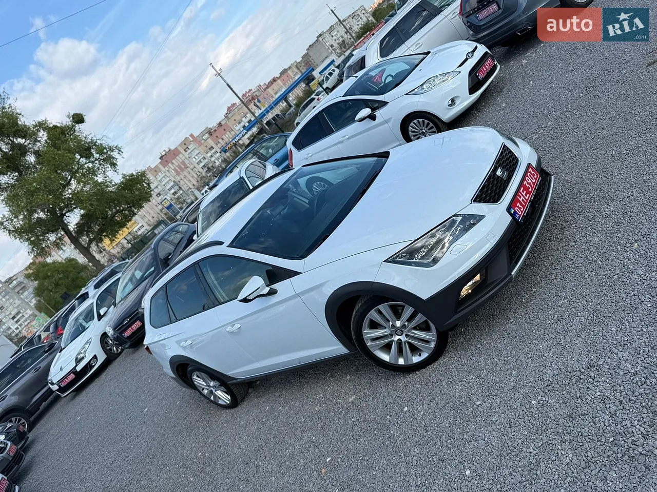 2015 SEAT Leon - мініатюра 3