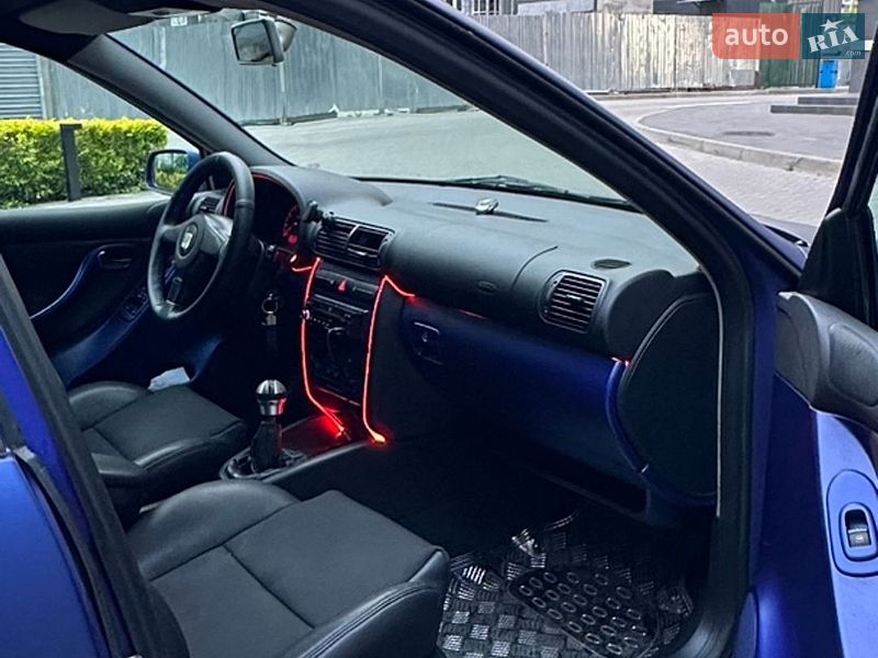 Хетчбек SEAT Leon 2000 в Бучі