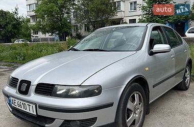 SEAT Leon  2001