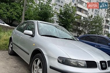 SEAT Leon  2001