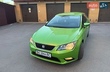Хэтчбек SEAT Leon 2014 в Тернополе
