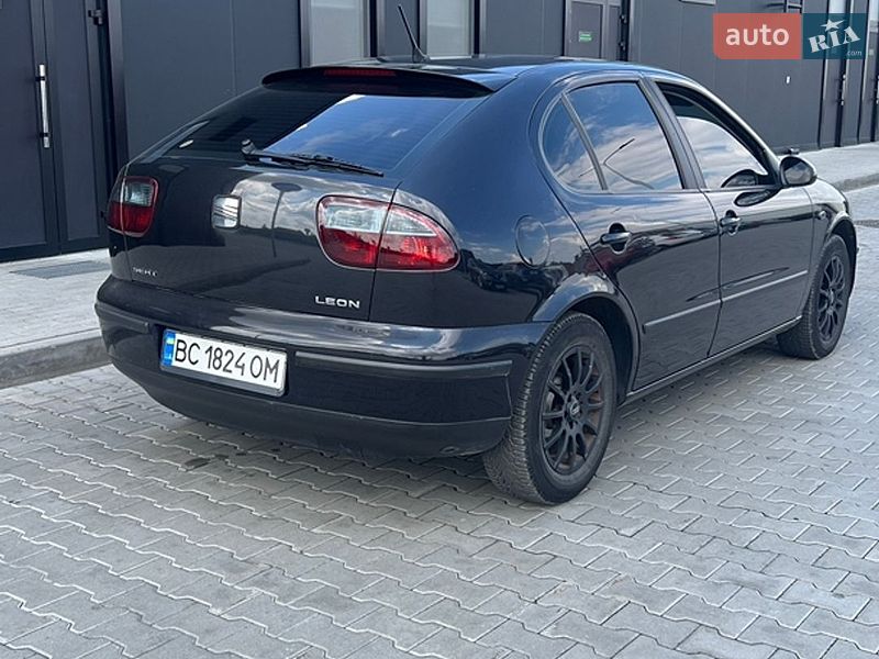 Хэтчбек SEAT Leon 2003 в Львове