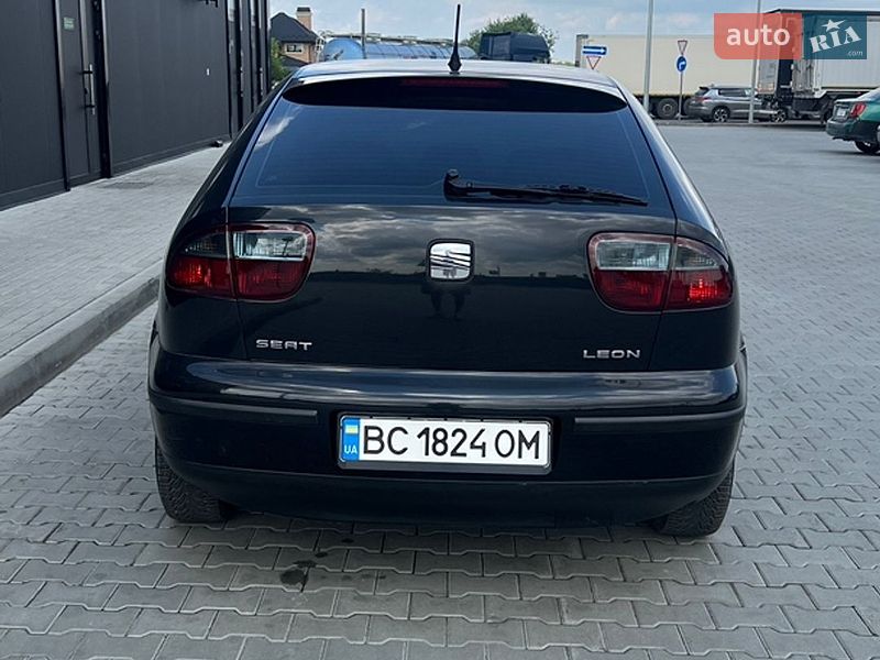 Хэтчбек SEAT Leon 2003 в Львове