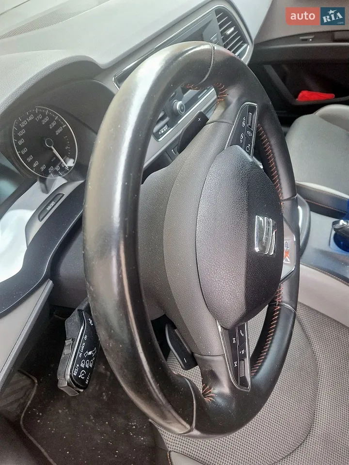 2015 SEAT Leon - мініатюра 5