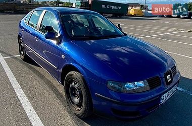 Хетчбек SEAT Leon 2002 в Києві