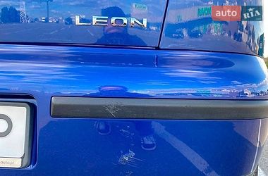 Хетчбек SEAT Leon 2002 в Києві