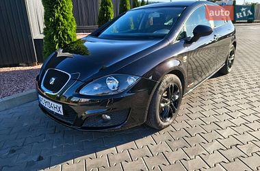 seat leon 2011 в Луцьк від професійного продавця Roman