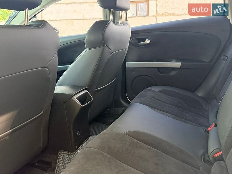 Хетчбек SEAT Leon 2010 в Звягелі фото 3 Хетчбек SEAT Leon 2010 в Звягелі