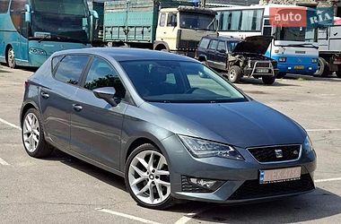 Хэтчбек SEAT Leon 2014 в Павлограде