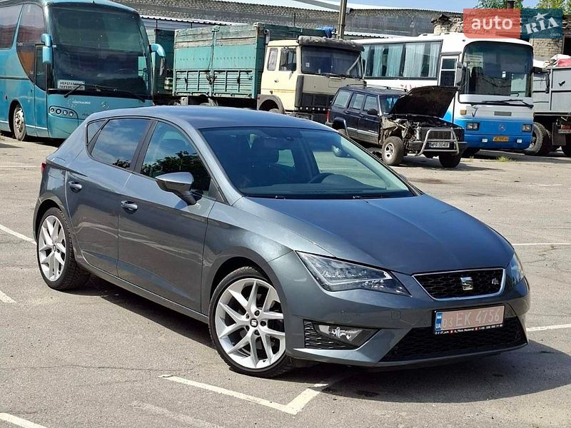 Хэтчбек SEAT Leon 2014 в Павлограде