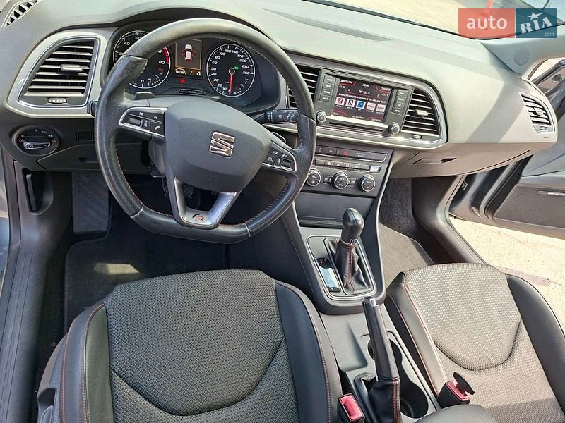 Хэтчбек SEAT Leon 2014 в Павлограде