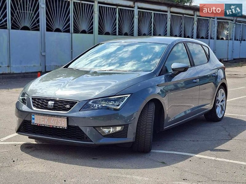 Хэтчбек SEAT Leon 2014 в Павлограде