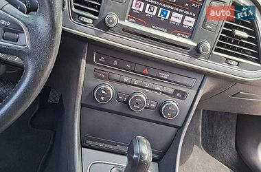 Хэтчбек SEAT Leon 2014 в Павлограде