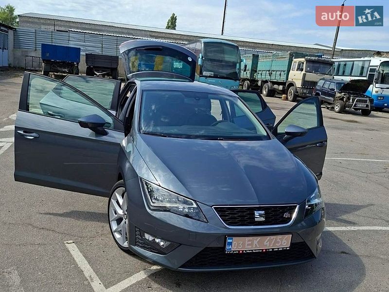 Хэтчбек SEAT Leon 2014 в Павлограде