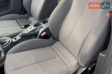Хэтчбек SEAT Leon 2010 в Луцке