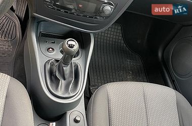 Хэтчбек SEAT Leon 2010 в Луцке