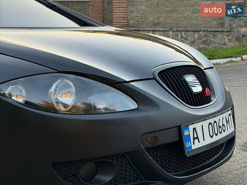 Хэтчбек SEAT Leon 2008 в Василькове