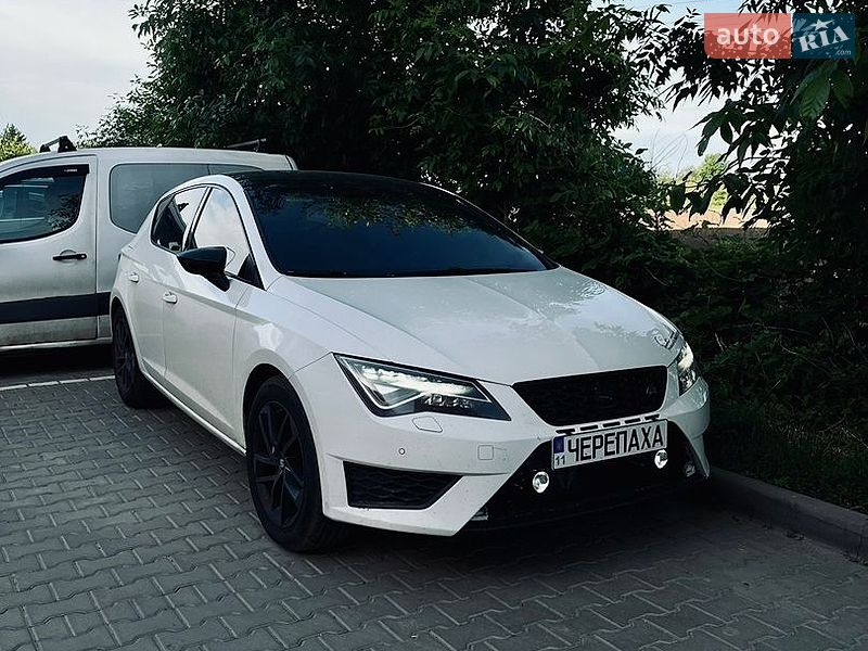Хэтчбек SEAT Leon 2013 в Полтаве