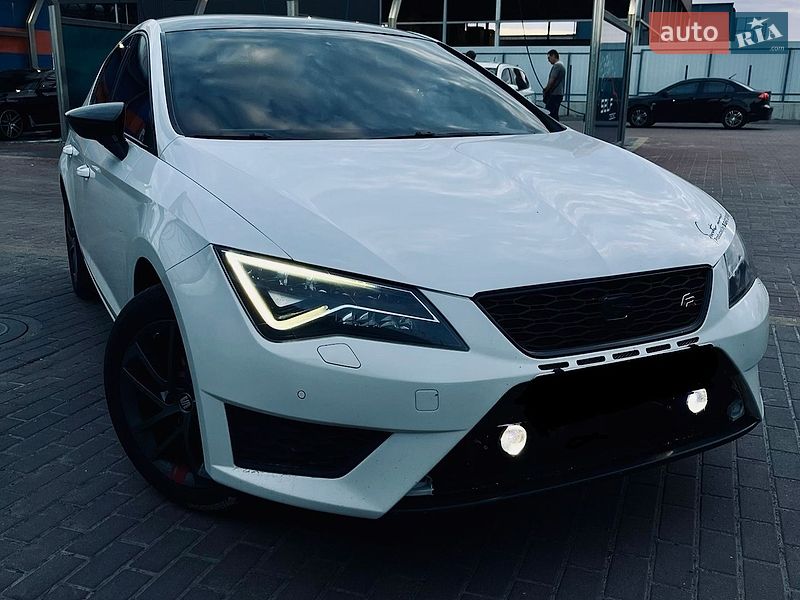 Хэтчбек SEAT Leon 2013 в Полтаве