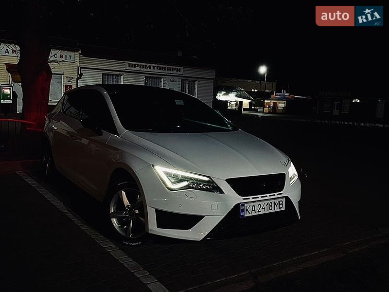 Хэтчбек SEAT Leon 2013 в Полтаве