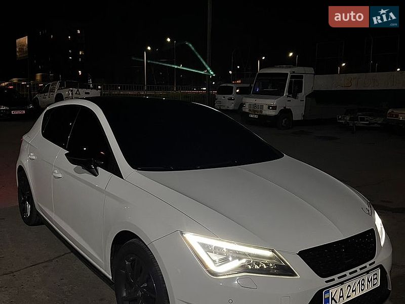 Хэтчбек SEAT Leon 2013 в Полтаве