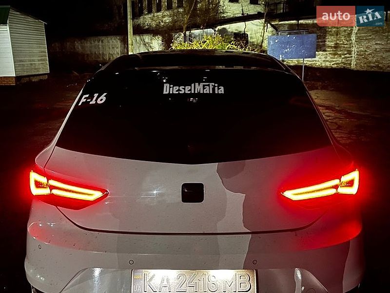 Хэтчбек SEAT Leon 2013 в Полтаве
