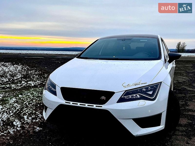 Хэтчбек SEAT Leon 2013 в Полтаве