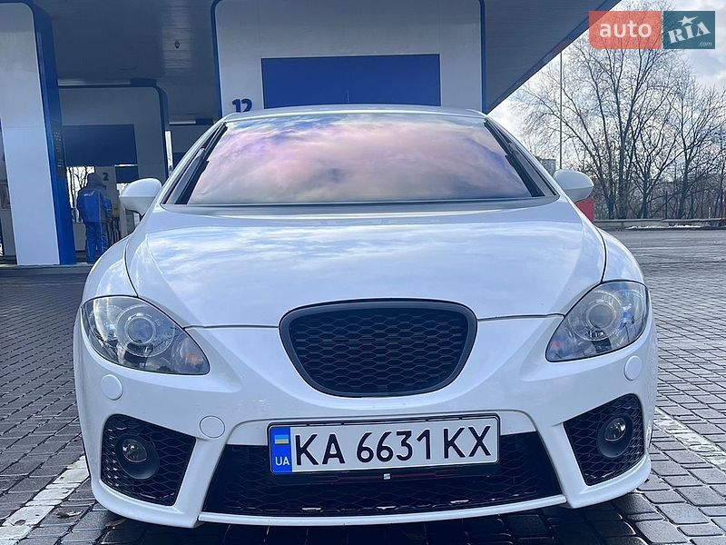SEAT Leon 2011 SEAT Leon 2011
