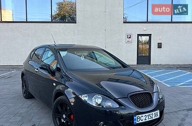 Хэтчбек SEAT Leon 2006 в Стрые