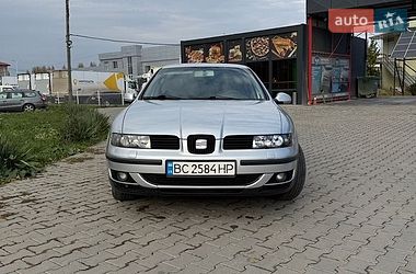 Хэтчбек SEAT Leon 2001 в Черновцах
