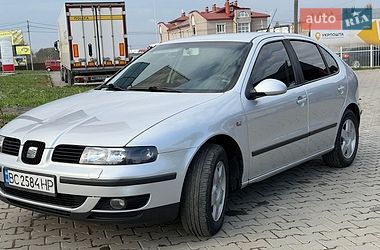 Хэтчбек SEAT Leon 2001 в Черновцах