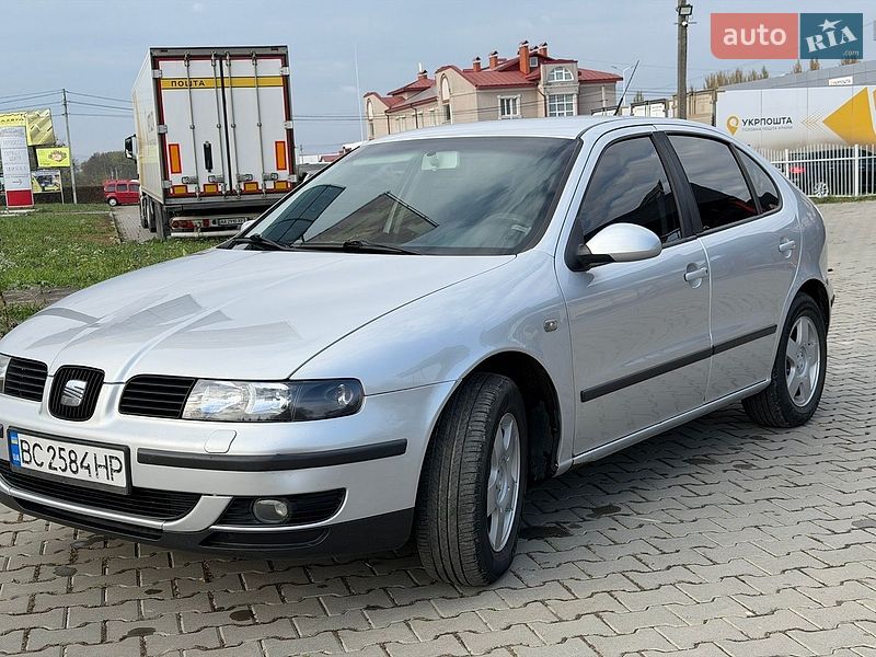 Хэтчбек SEAT Leon 2001 в Черновцах