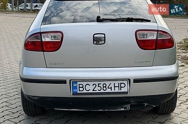 Хэтчбек SEAT Leon 2001 в Черновцах