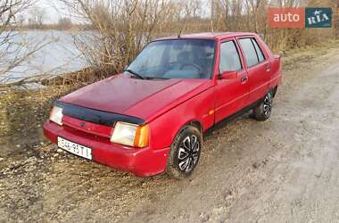 Характеристики ЗАЗ 1103 Славута Седан